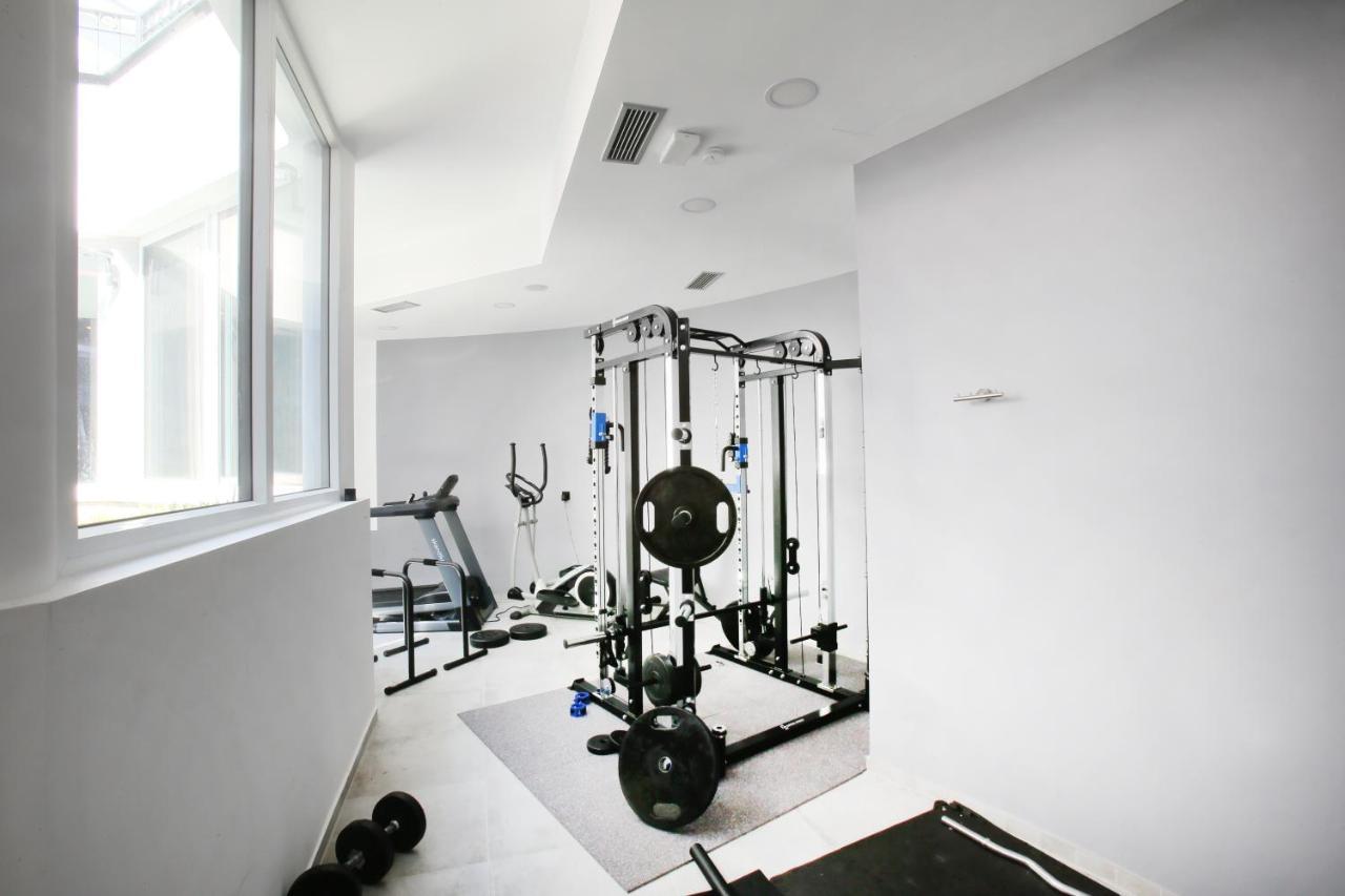 25H Spa-Residenz Best Sleep Privat Garden & Pools 네우시에들암시 외부 사진